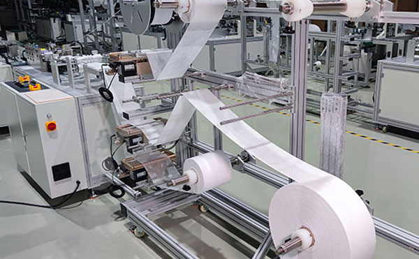 1650354057832091.jpg 高速平面一拖一口罩機.jpg